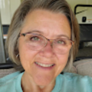 Meet your Posher, Delaine